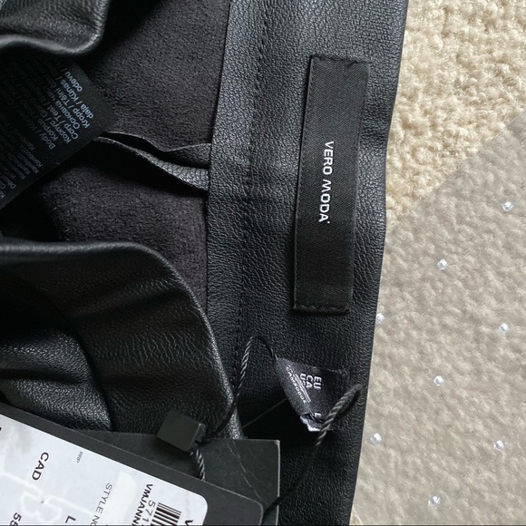 Vero Moda Faux Leather Pants - Picture 9 of 15